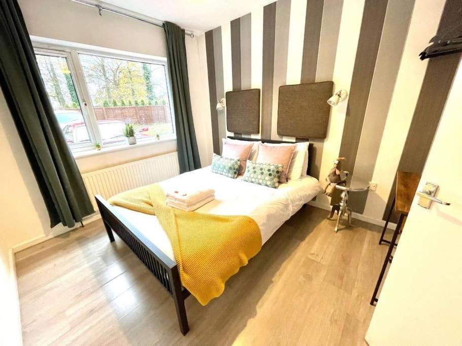Serene And Cozy 1-Bedroom House With Parking CBG エクステリア 写真