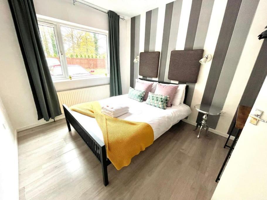 Serene And Cozy 1-Bedroom House With Parking CBG エクステリア 写真